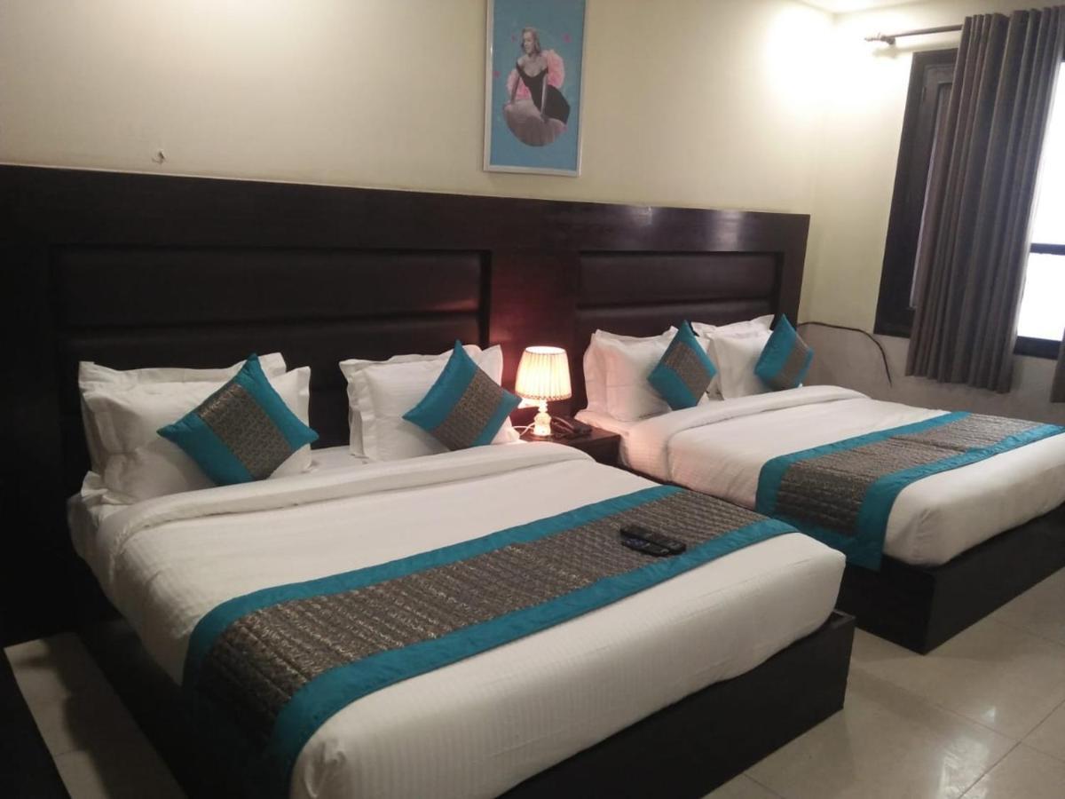 Vivah Residency Hotell New Delhi Exteriör bild
