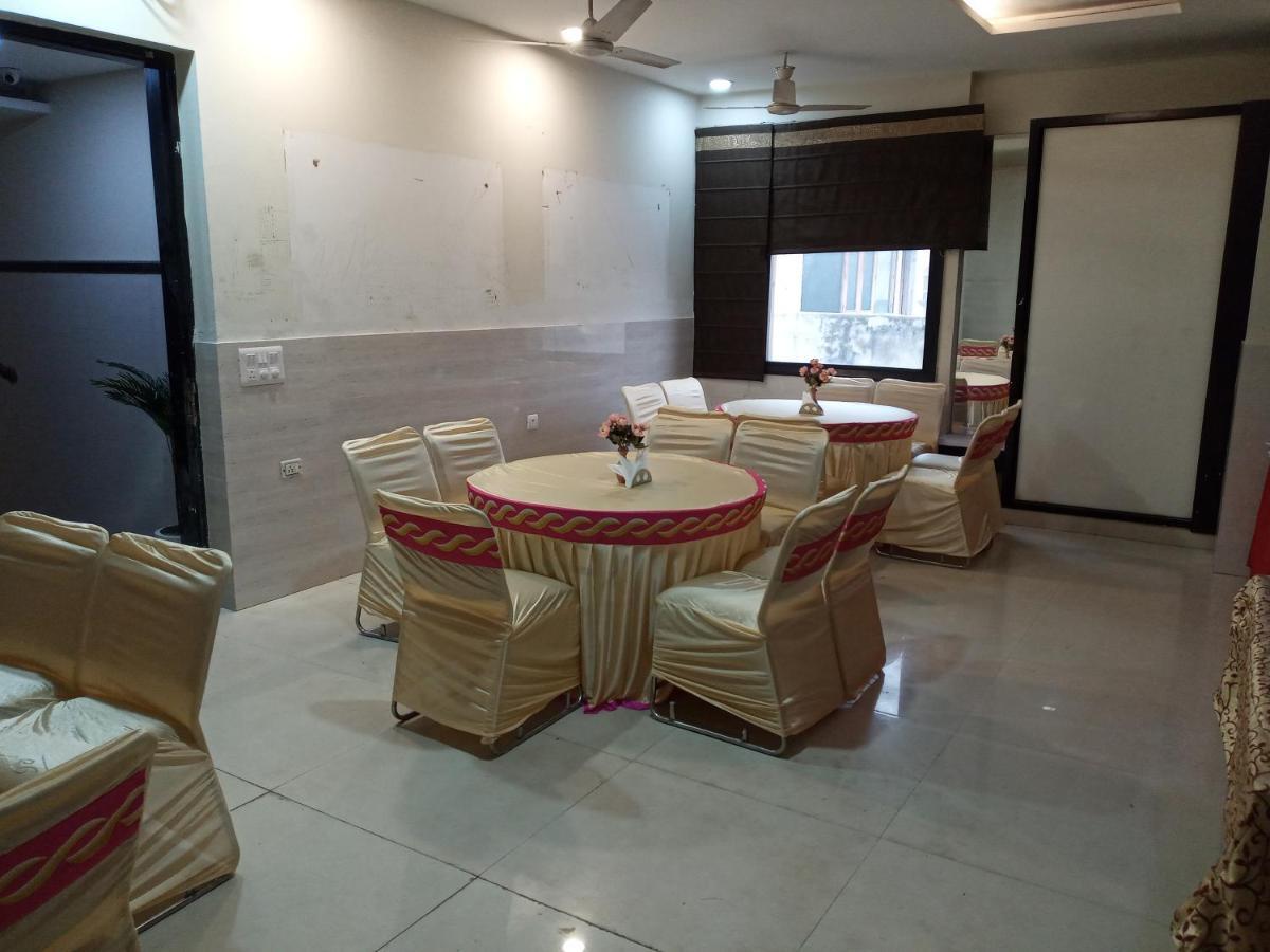 Vivah Residency Hotell New Delhi Exteriör bild