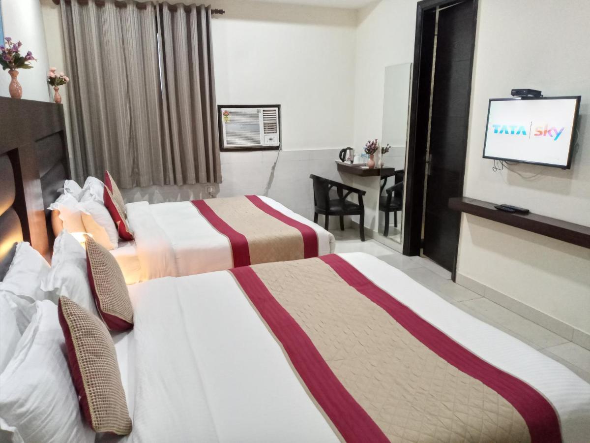 Vivah Residency Hotell New Delhi Exteriör bild