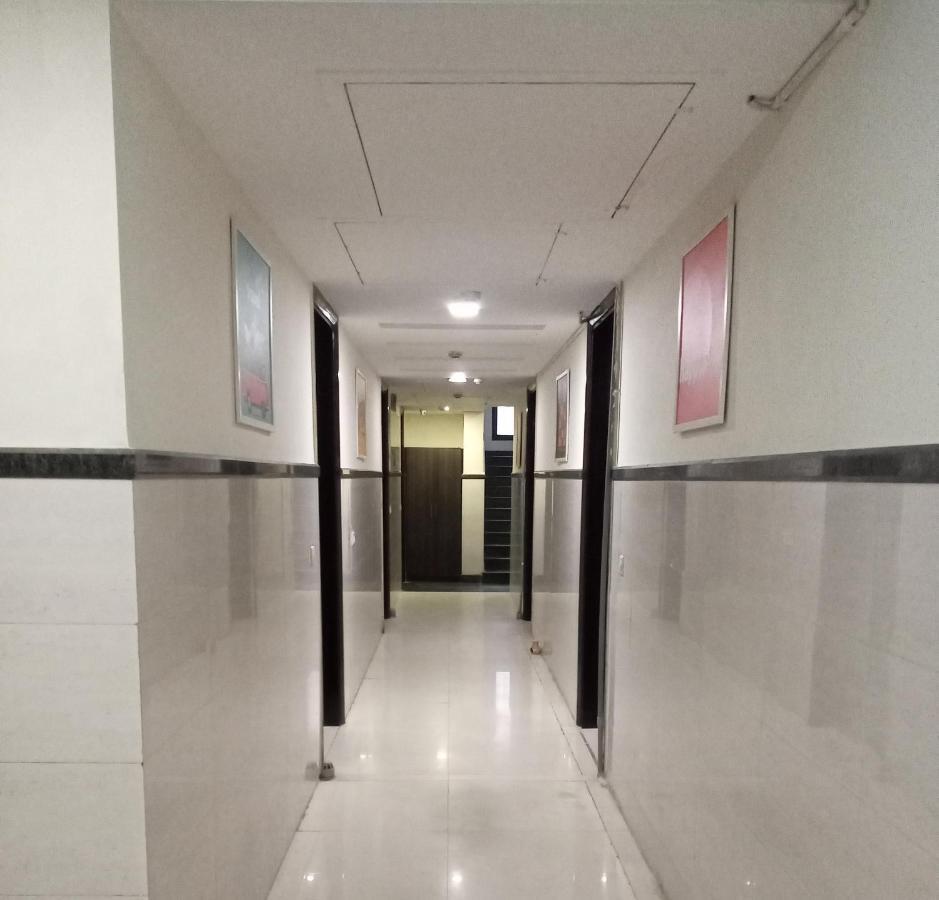 Vivah Residency Hotell New Delhi Exteriör bild